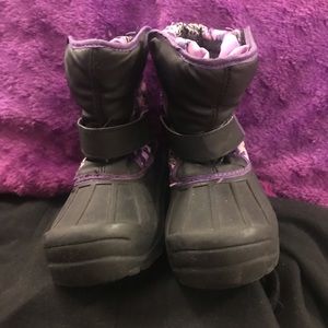 Girl snow boots